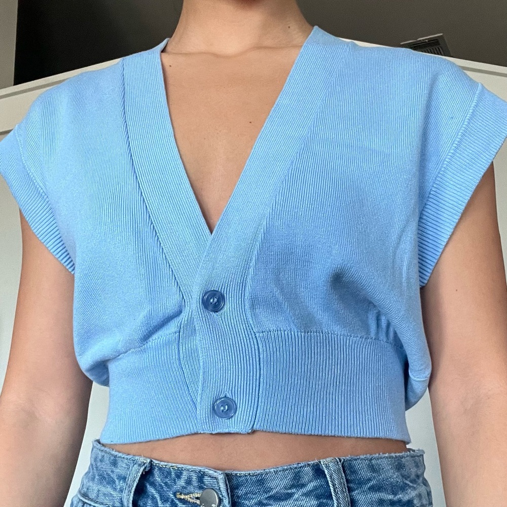 Philosophy Women's Light Blue Cardigan Vest Size M